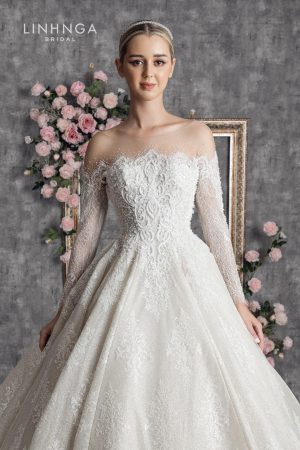 Váy cưới làm lễ Luxury LT279