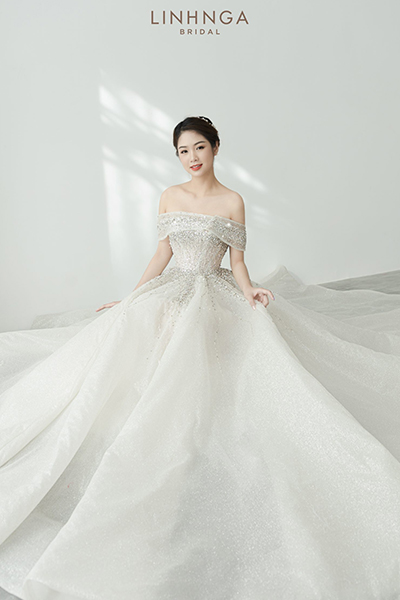 VÁY LỄ LIMITED LM059 VÁY LỄ LIMITED LM059