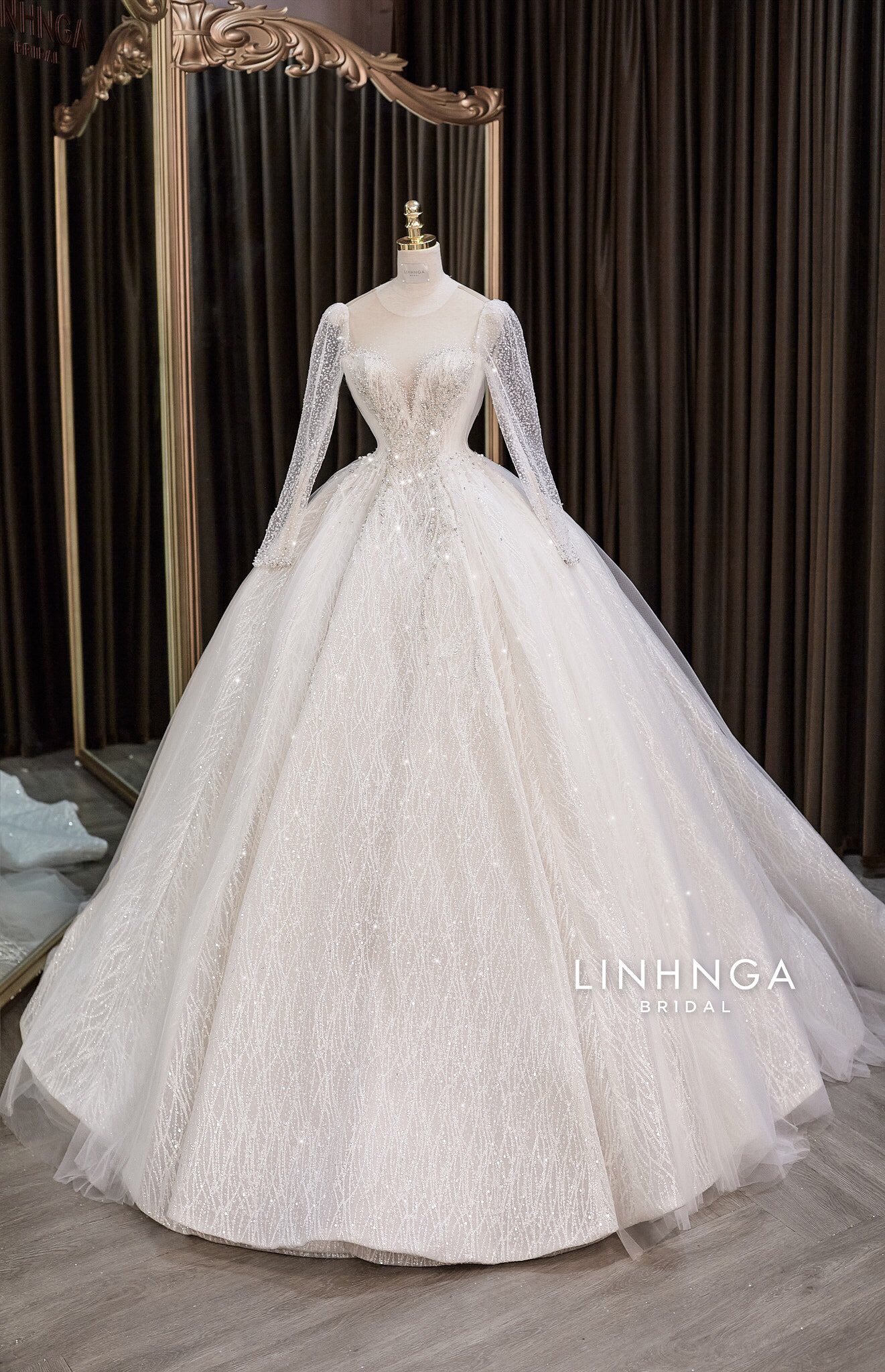 Váy cưới làm lễ luxury-LT348