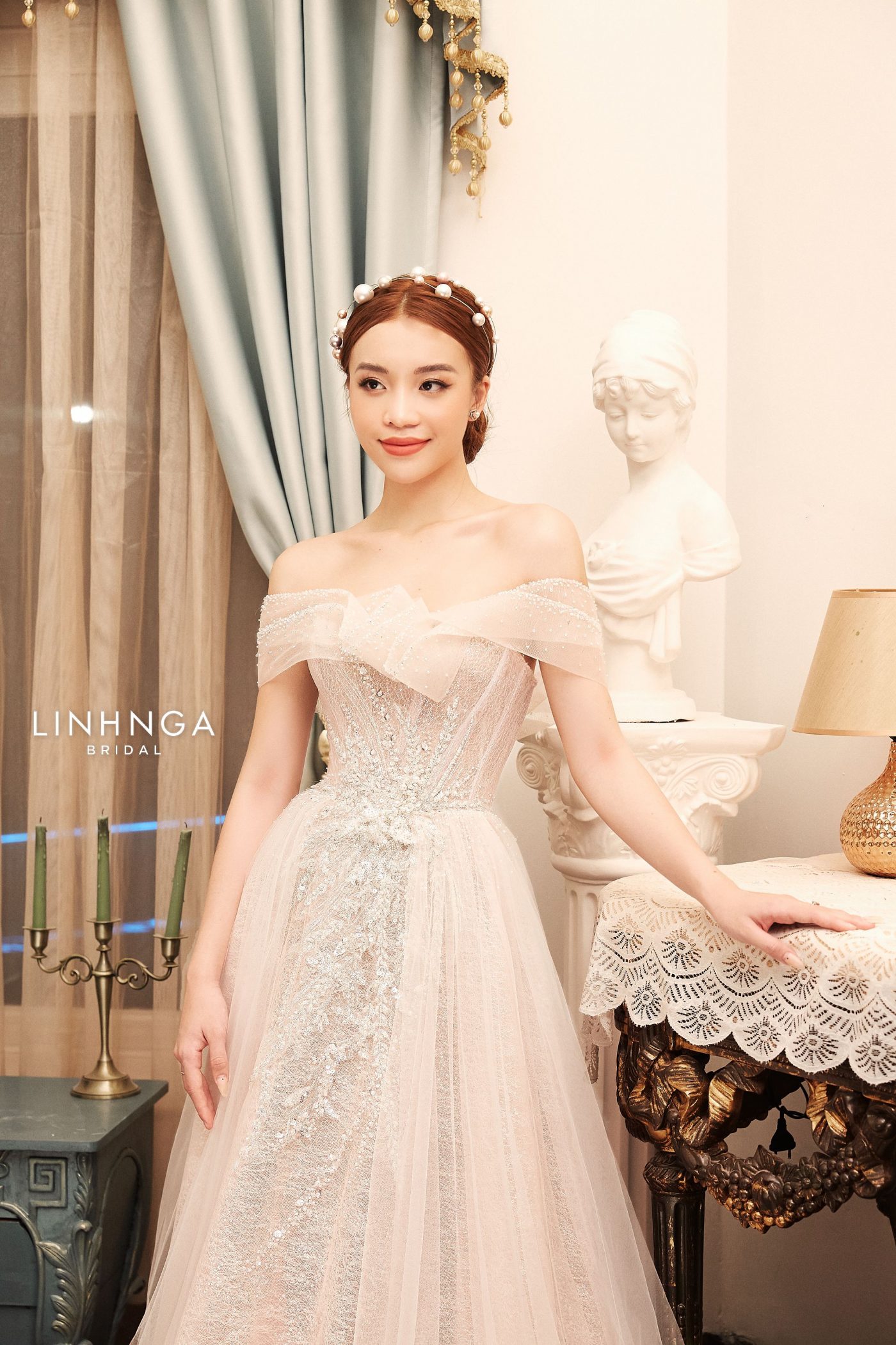 LXBAH017- Reception wedding dress luxury - VÁY CƯỚI CAO CẤP LINH NGA BRIDAL LXBAH017- Reception wedding dress luxury - VÁY CƯỚI CAO CẤP LINH NGA BRIDAL