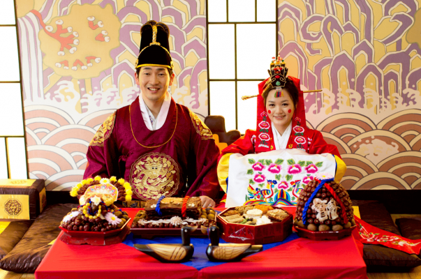 Korean Wedding Tradition style Gyobaerye