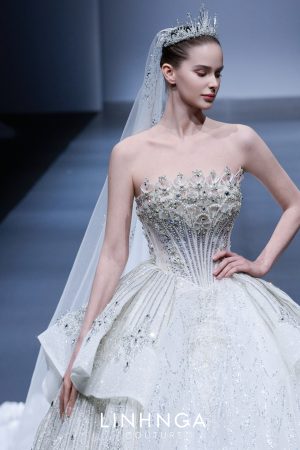 Váy lễ dòng Haute Couture – CTH040